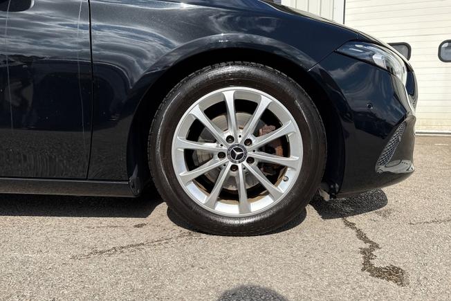 MERCEDES-BENZ A Class Photo 5
