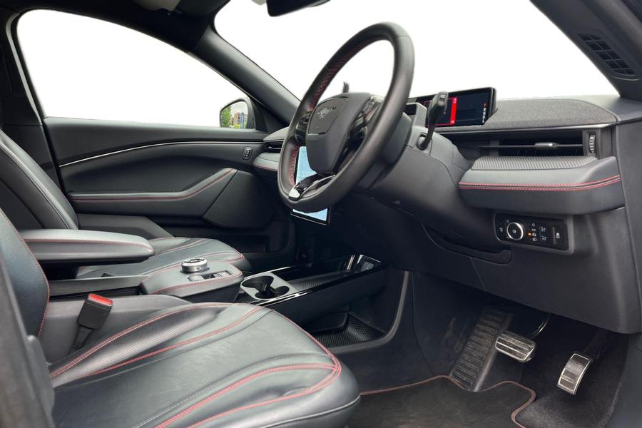 Ford MUSTANG MACH-E Photo autoimg-a5d169c8da6f2e9005439da66cff6b27aa033be3.jpg
