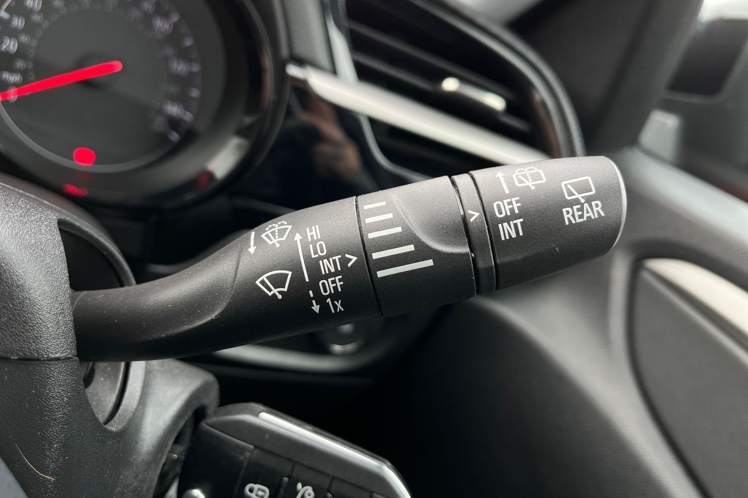 Vauxhall Corsa Photo 14