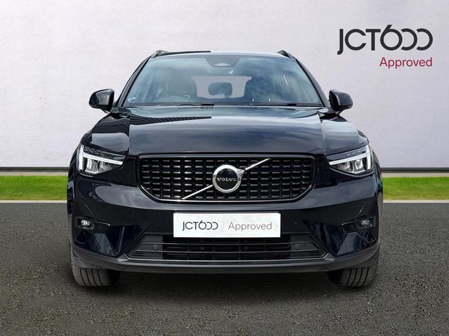 VOLVO Xc40 Photo 8