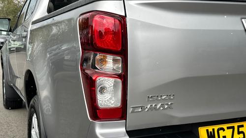 Isuzu D-MAX Photo autoimg-a5db62960c9dc292130e7a7d9b1fe92d5b09ec50.jpg