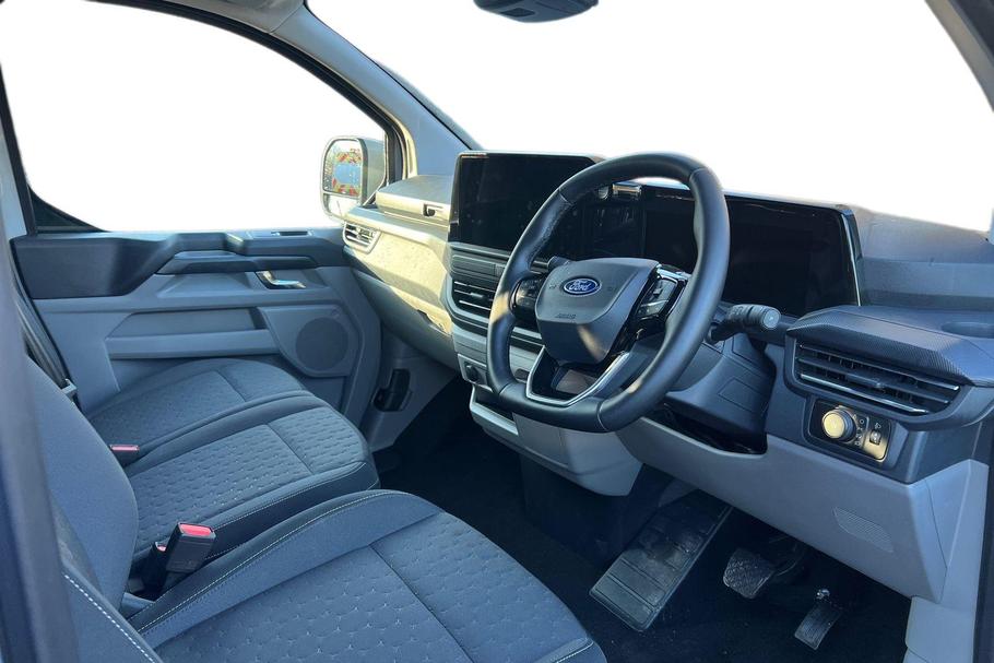 Used Ford TRANSIT CUSTOM WP25YXZ 13