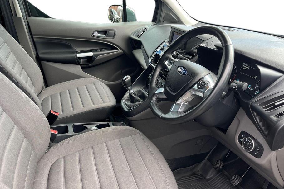 Used Ford Transit Connect LMZ1933 14