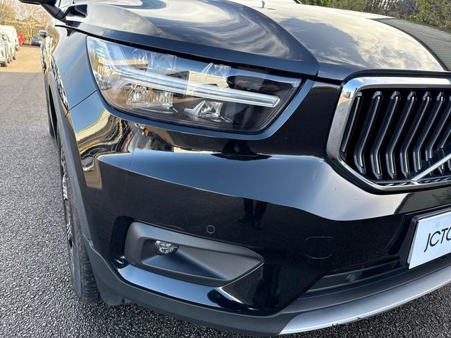 VOLVO Xc40 Photo 19