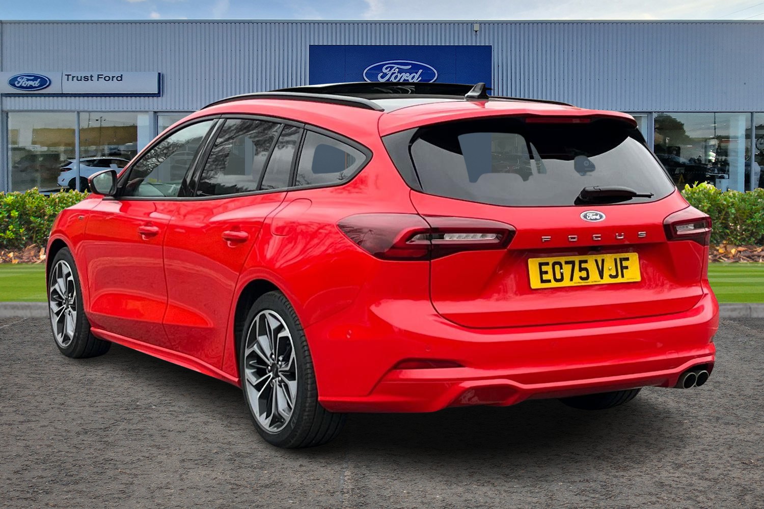 Ford FOCUS Photo 1