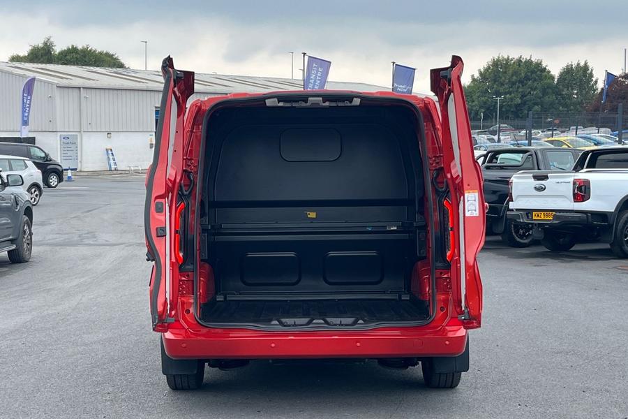 Ford E-TRANSIT CUSTOM Photo autoimg-a5ef196c2f270dcb909cc86aee253036e6cb7d20.jpg