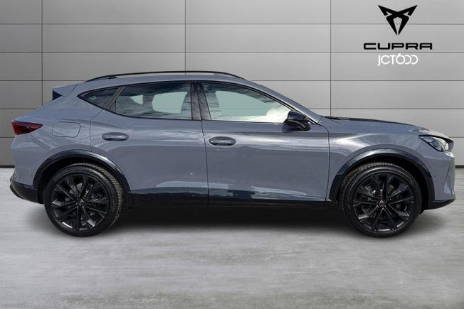 CUPRA Formentor Photo 4