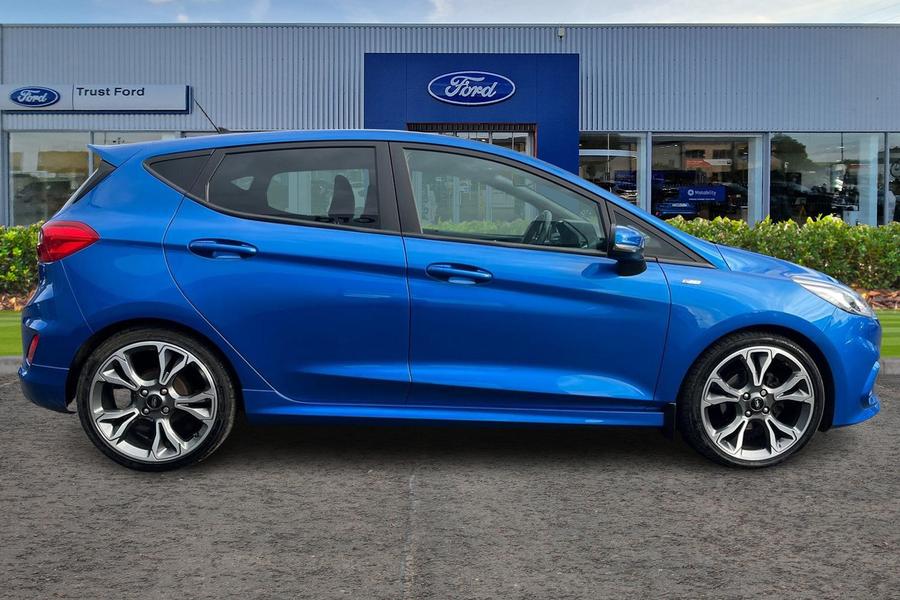 Ford FIESTA Photo autoimg-a5f2e98b5b9f3f67080beb8383e2dd9e3cb80adc.jpg