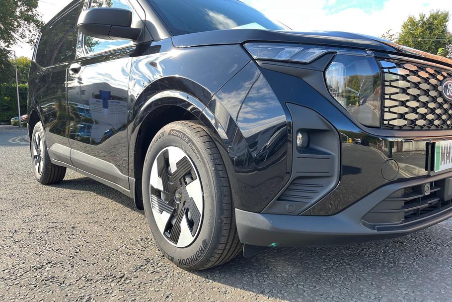 Used Ford E-TRANSIT COURIER 17