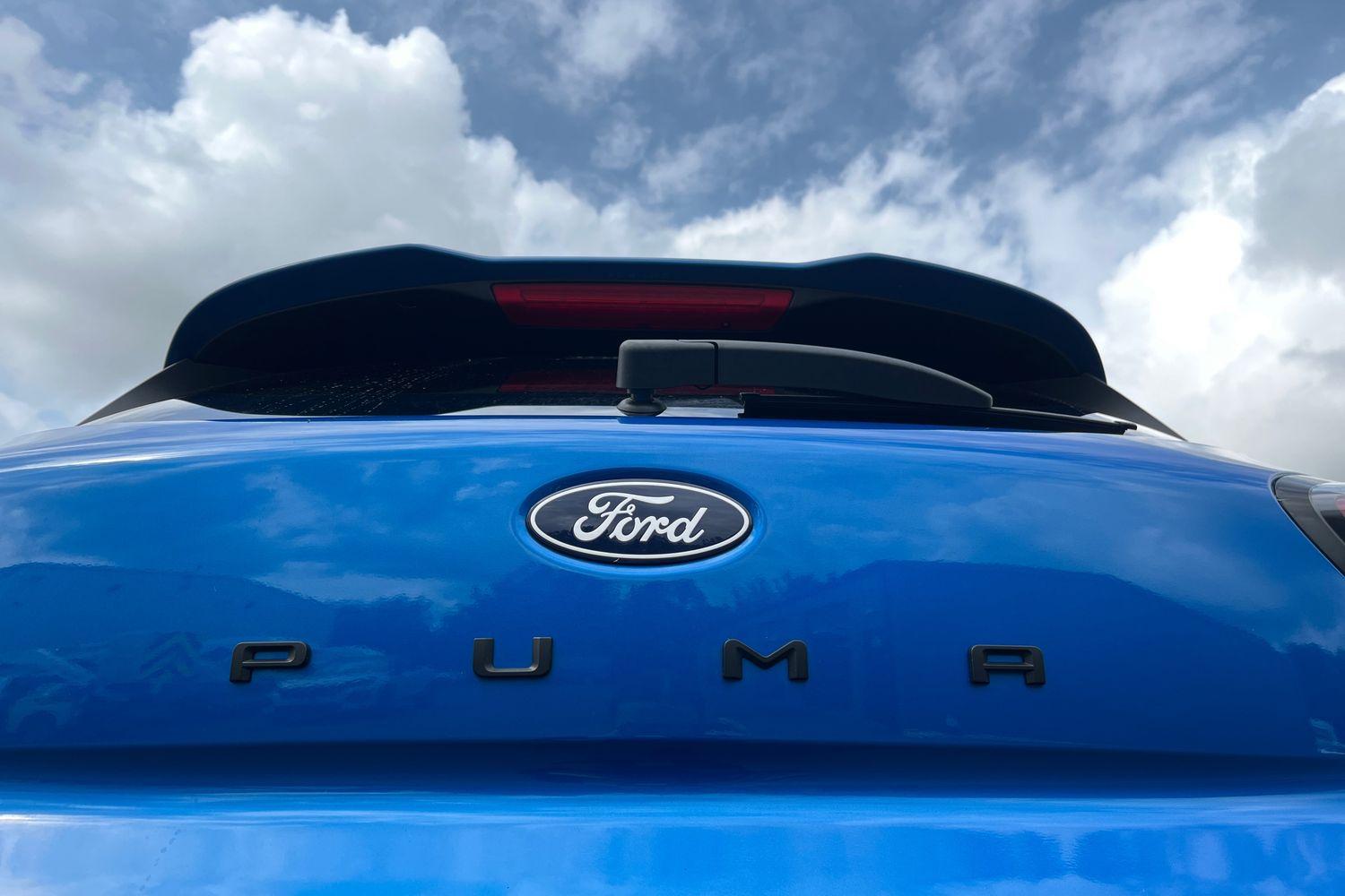 Ford PUMA Photo 25