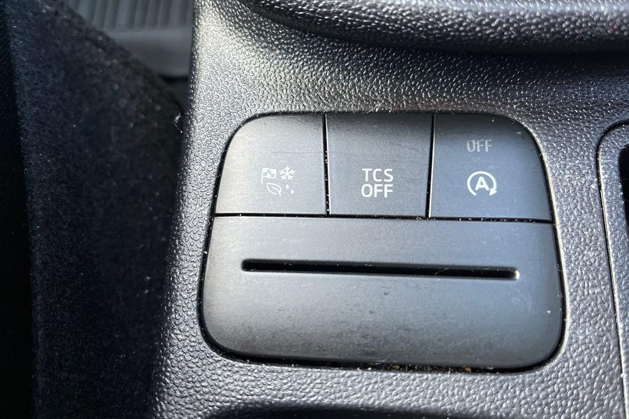 Ford FIESTA Photo autoimg-a603813d6da6b916fc918f37482e3d2a358da906.jpg