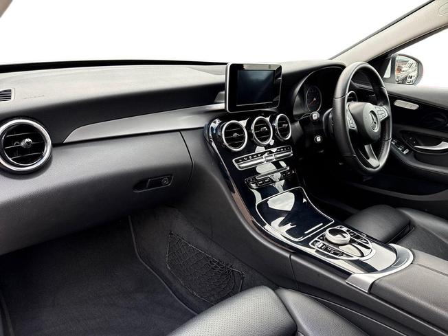 MERCEDES-BENZ C Class Photo 2