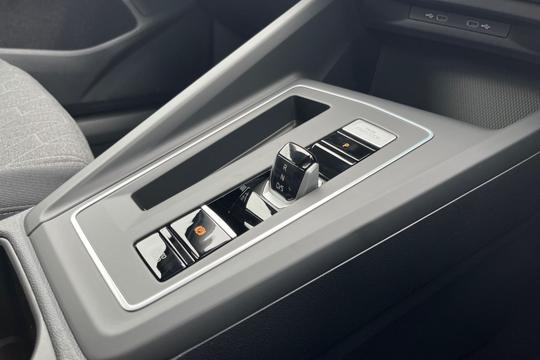 Volkswagen Golf Photo autoimg-a6097a7b89a40762af0a97d6a2b6db0f32b4af6a.jpg