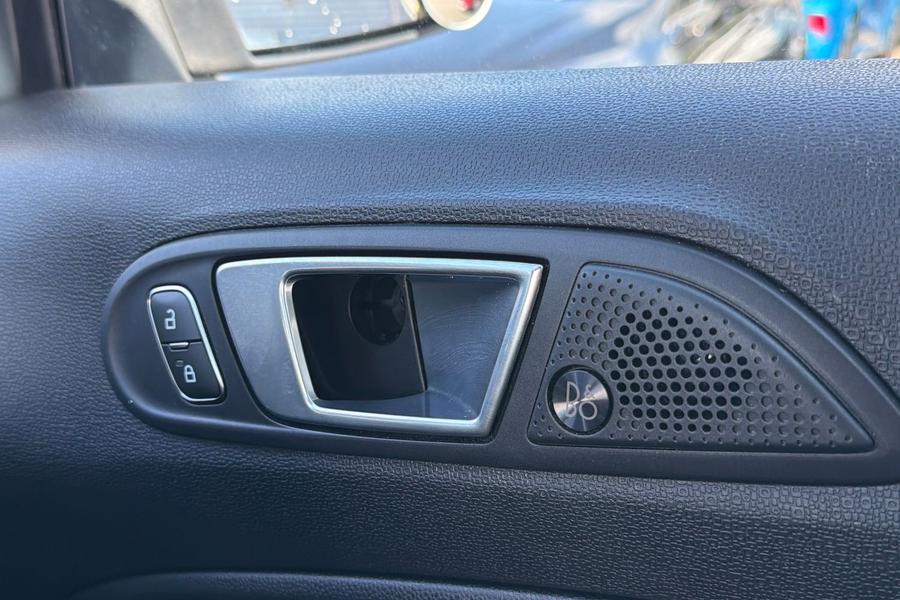 Ford ECOSPORT Photo autoimg-a60a056a39725988ffec8fe6f26b009257033610.jpg
