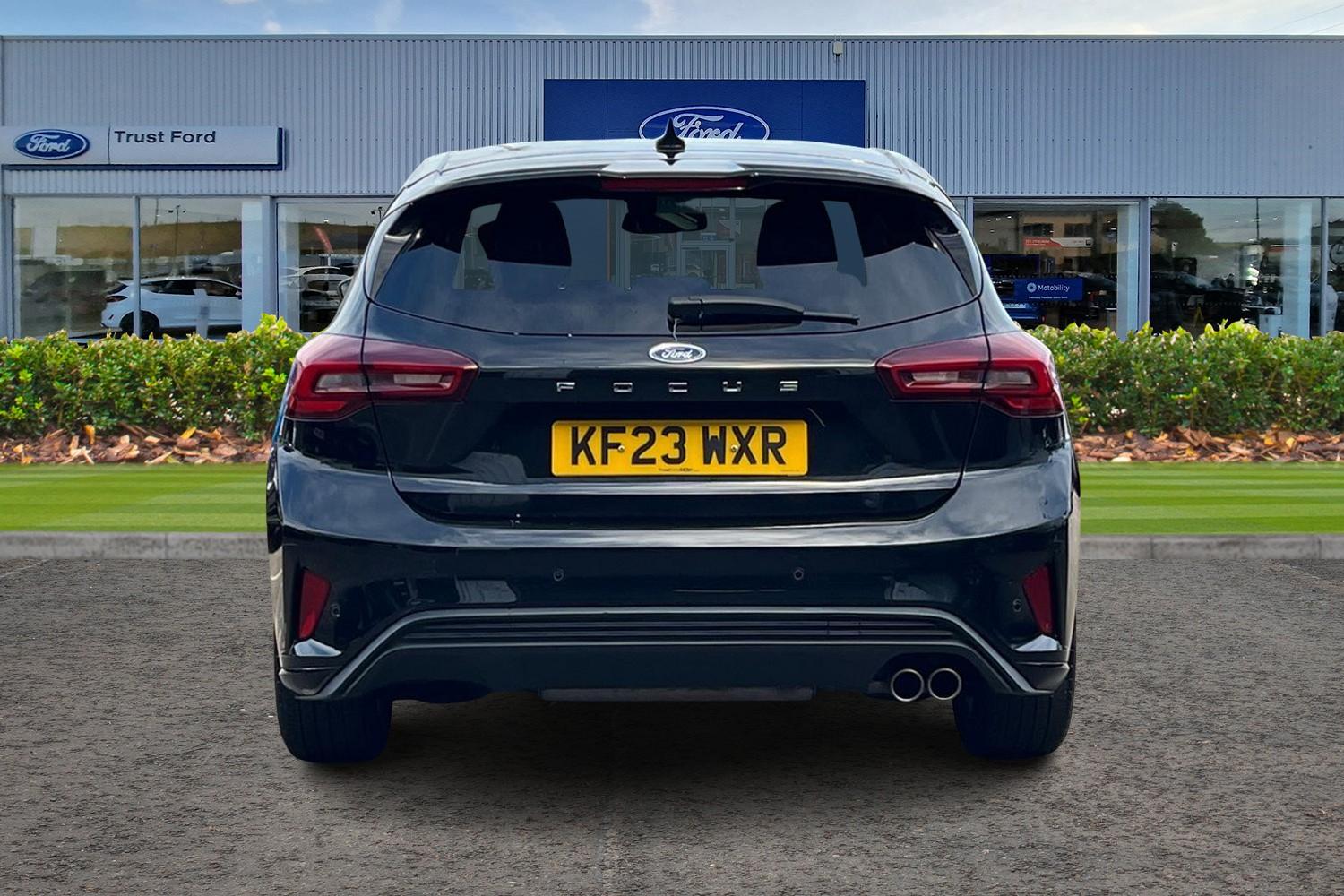Ford Focus Photo 6
