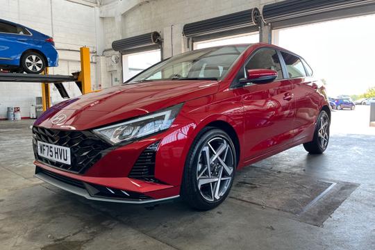 Hyundai i20 Photo autoimg-a612b71bec5ccc0894c04e0cc3d127c492275f1b.jpg