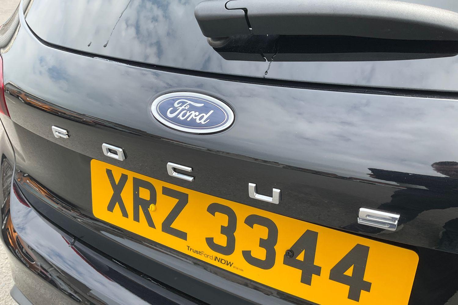 Ford Focus Photo 39
