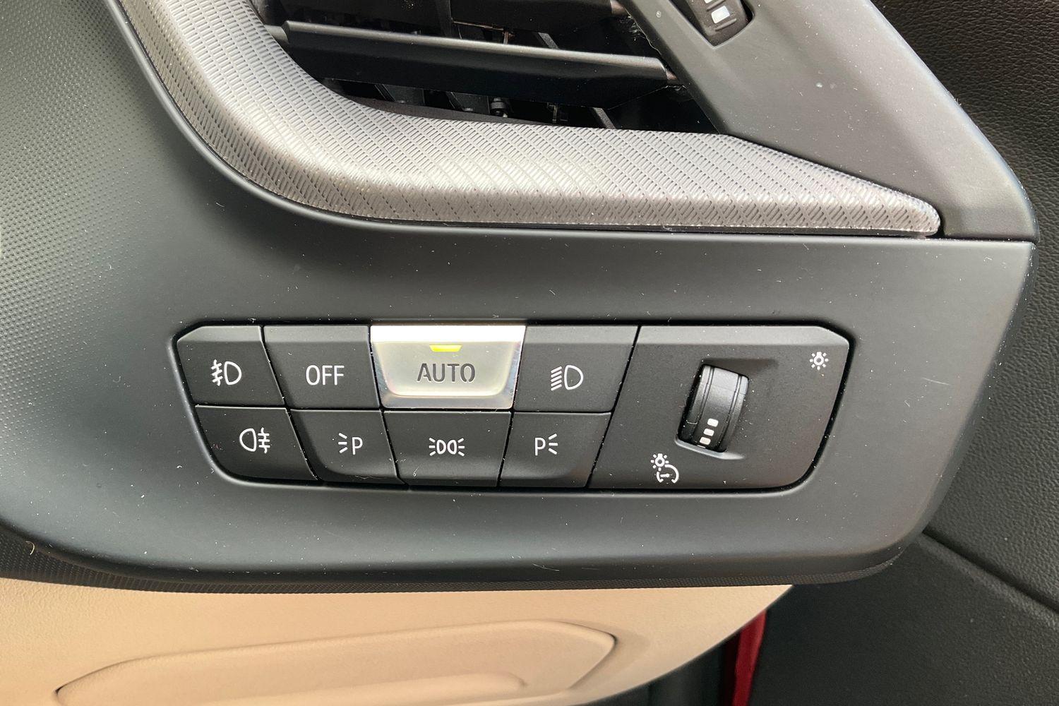 BMW 2 SERIES Photo 31