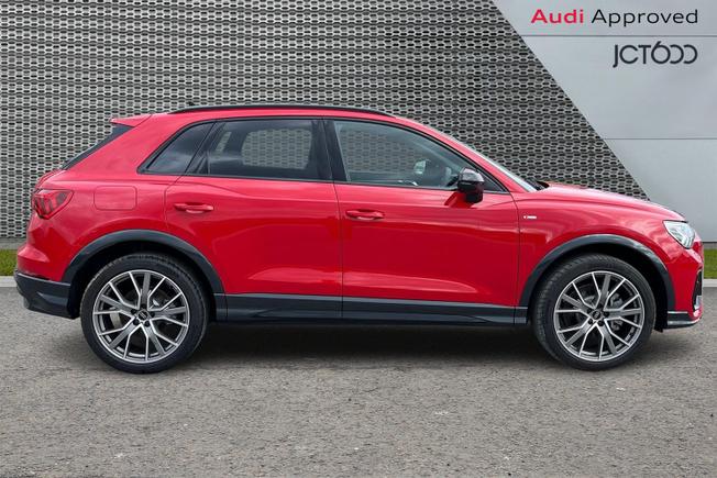 AUDI Q3 Photo 4
