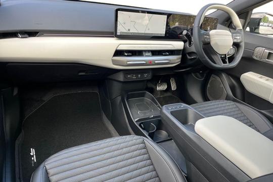 Kia EV4 Photo autoimg-a61f0c6ca5ffd97620291a17e4d4dd5f3e5d45ae.jpg