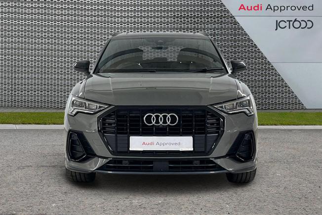 AUDI Q3 Photo 8