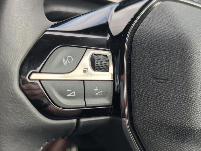 Used Peugeot 2008 RE72HTV 42