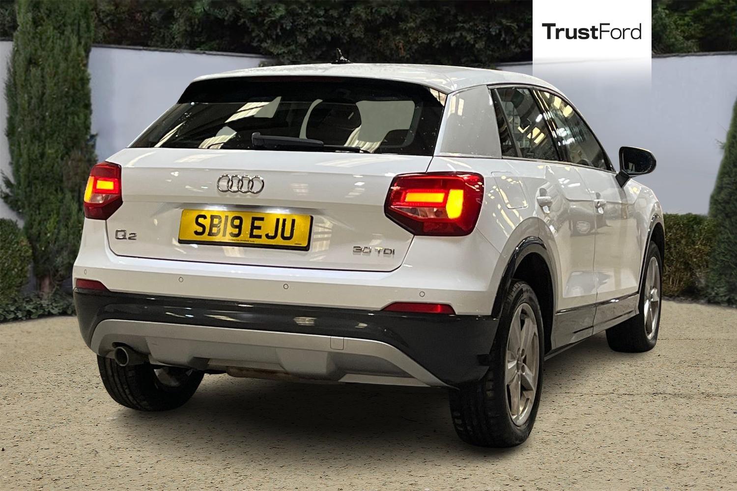 Audi Q2 Photo 3
