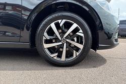 VOLKSWAGEN Polo Photo 5