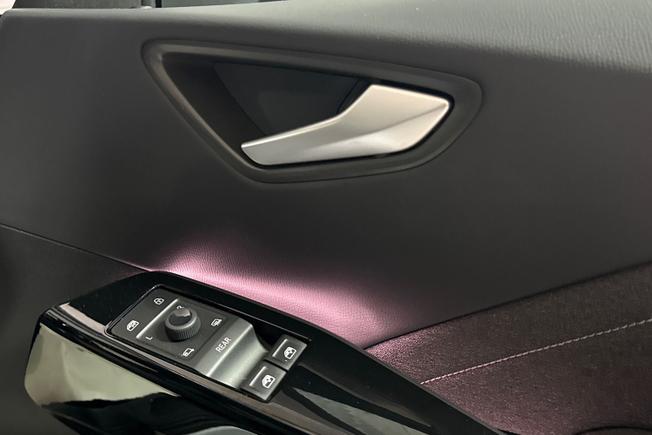 VOLKSWAGEN ID.3 Photo 25