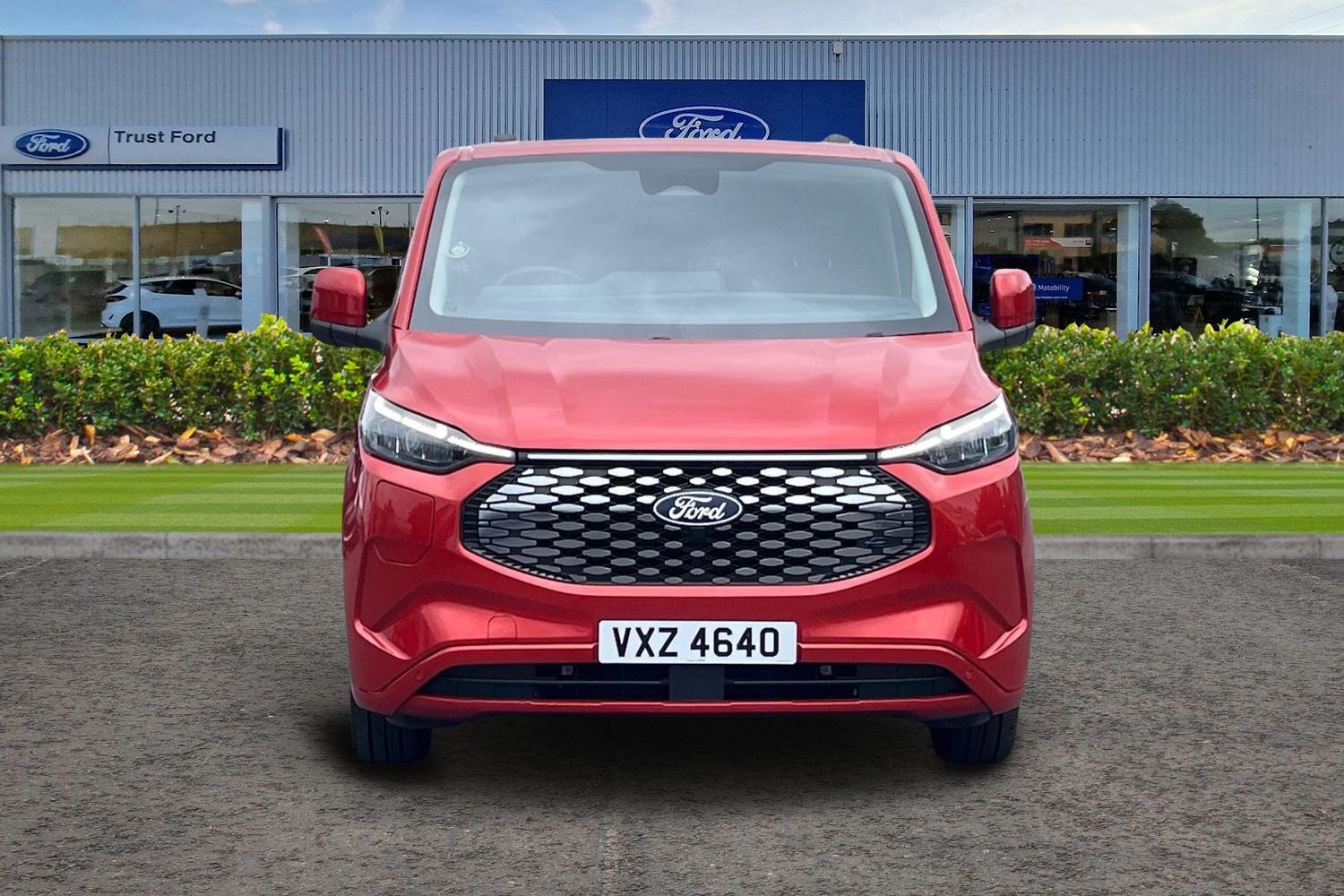 Ford E-TRANSIT CUSTOM Photo 11