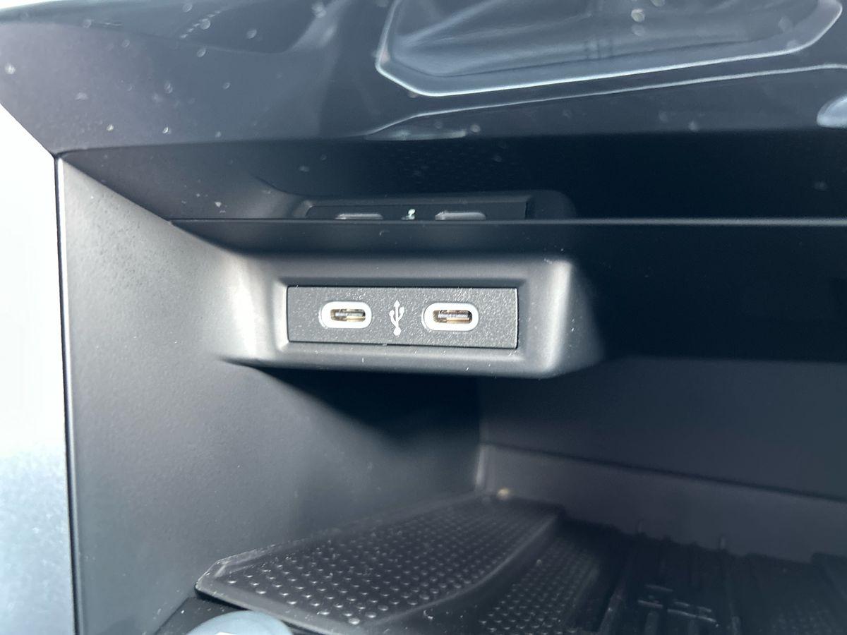 Volkswagen T-roc Photo autoimg-a6296843f12bc67bd5794406adc4ee42e01371f5.jpg