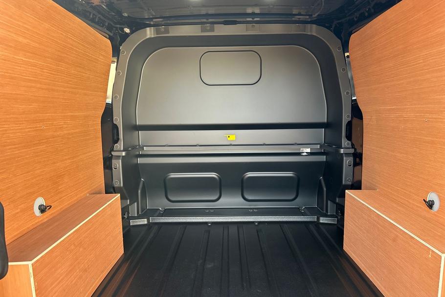 Used Ford TRANSIT CUSTOM 5