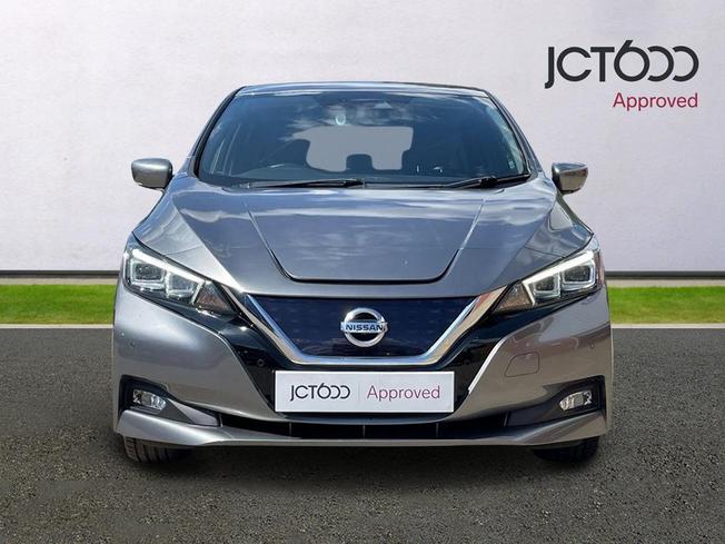 NISSAN Leaf Photo 8