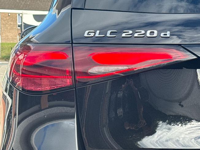 MERCEDES-BENZ Glc Photo 37