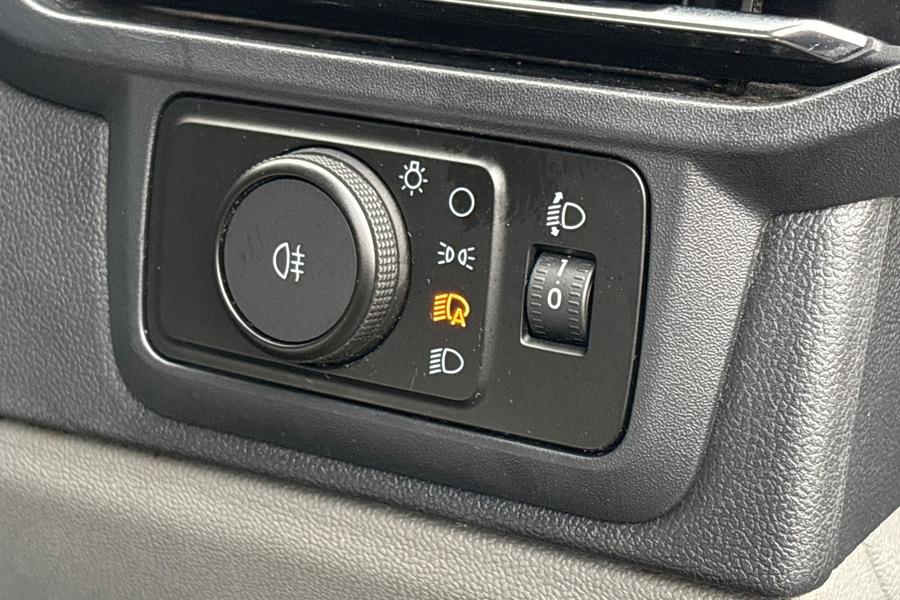 Ford TRANSIT CUSTOM Photo autoimg-a632ef651d974644f7ae81bc3767aae7dfc948b6.jpg