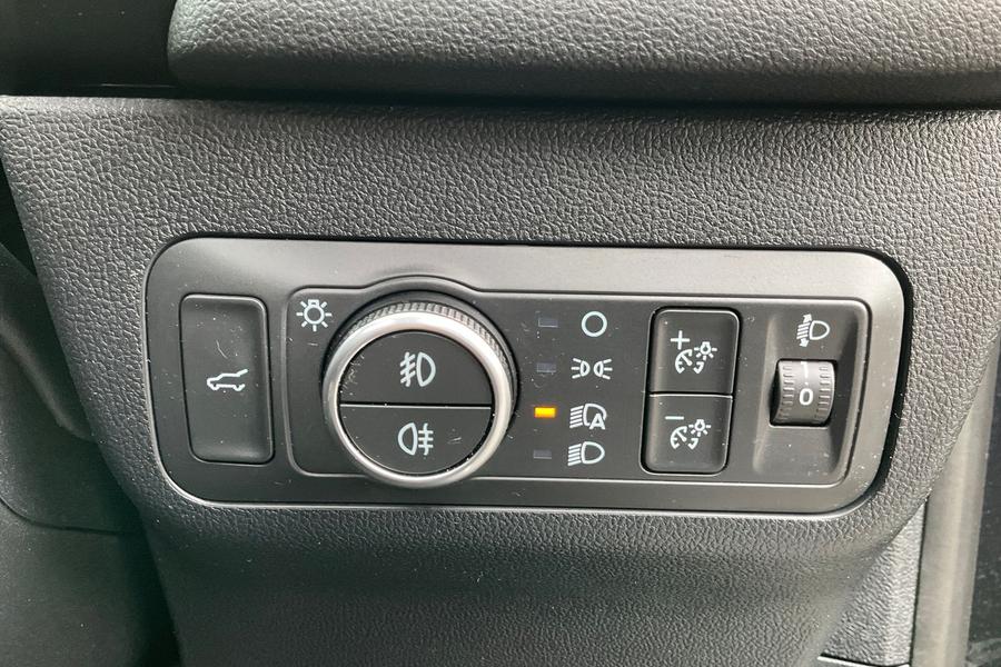 Ford KUGA Photo autoimg-a63d96a0b8e2f3609373b63dd18686e628eb9c42.jpg