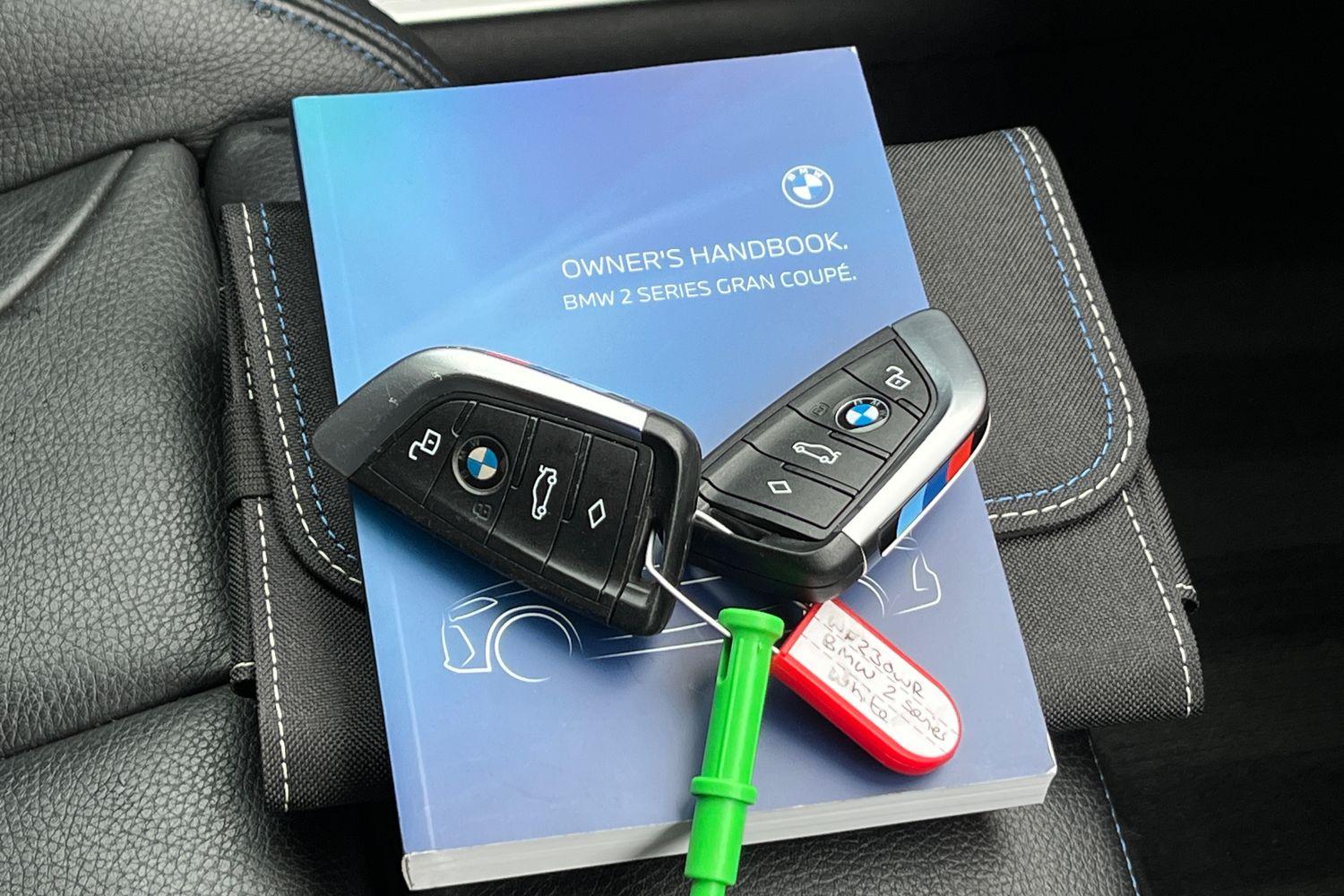 BMW 2 SERIES Photo 21