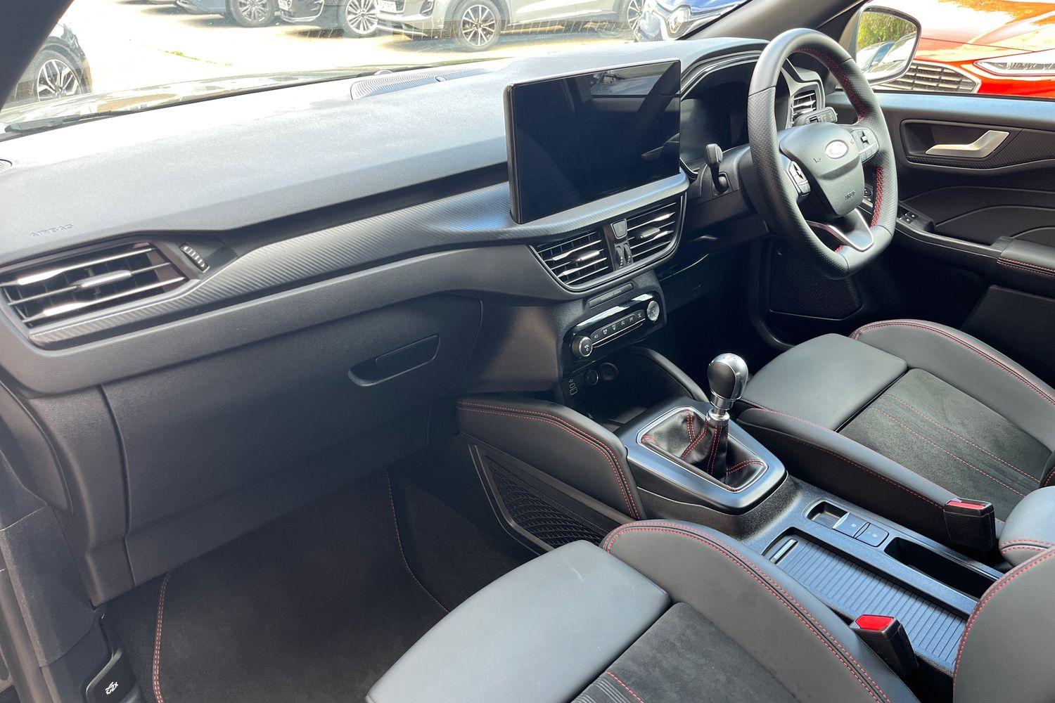 Ford KUGA Photo 17
