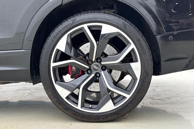 Audi Rsq8 Photo 5