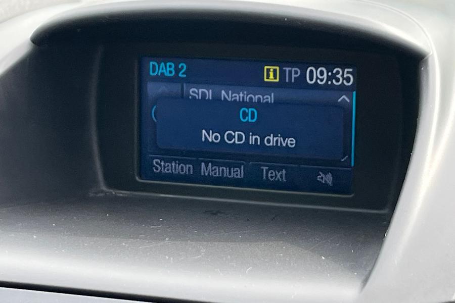 Ford FIESTA Photo autoimg-a6429cc35a5110db6da89b4df79f4df39e8107ab.jpg
