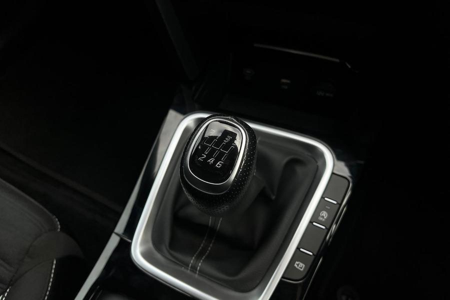 Kia CEED Photo autoimg-a64752f321f92e0960cdb52a06f8508df8369452.jpg