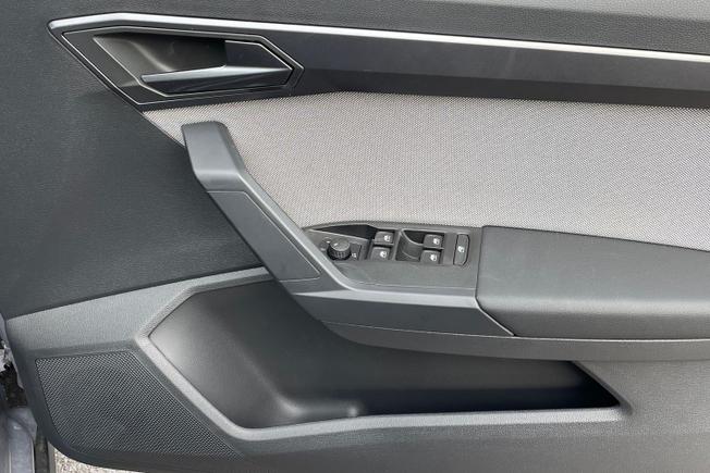 SEAT Arona Photo 23
