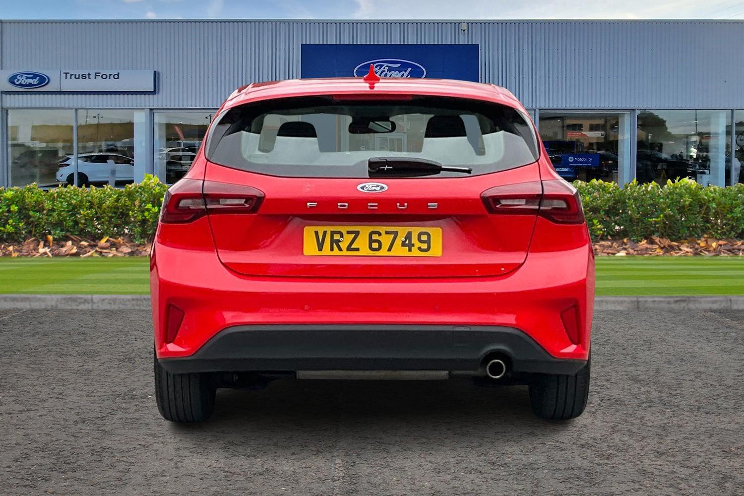 Ford Focus Photo 6