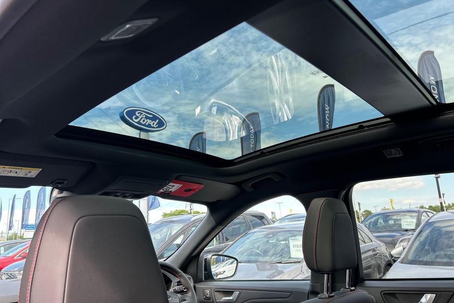 Ford Kuga Photo autoimg-a6532bc7a43ccb7d8bbd6c4e996dd73aa5f52ee1.jpg
