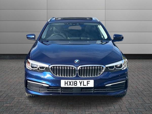 BMW 5 Series Photo autoimg-a654a7d8f0e636dfc5a7e5a6522e1a17fd9a05cd.jpg