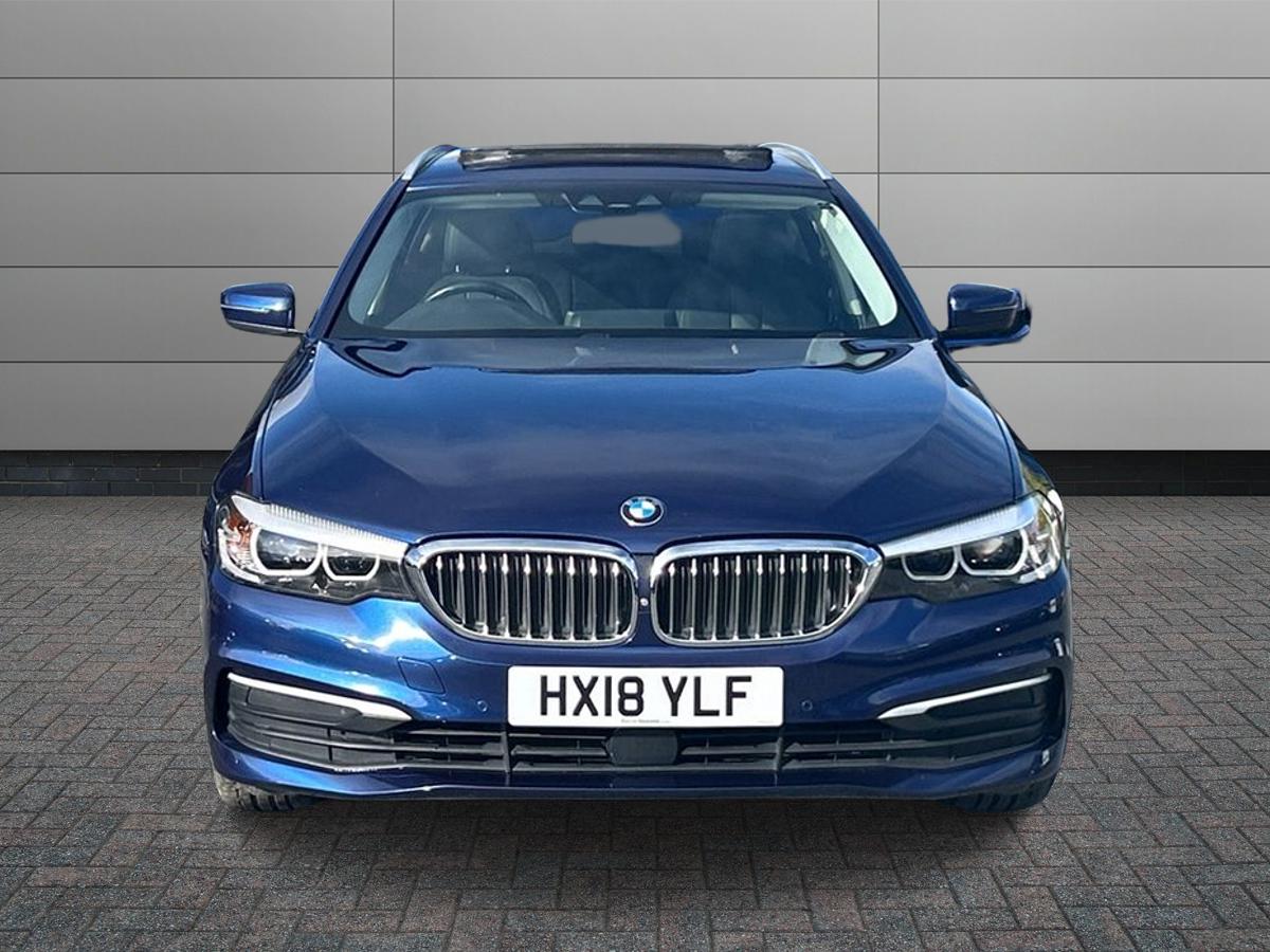 BMW 5 Series Photo 6
