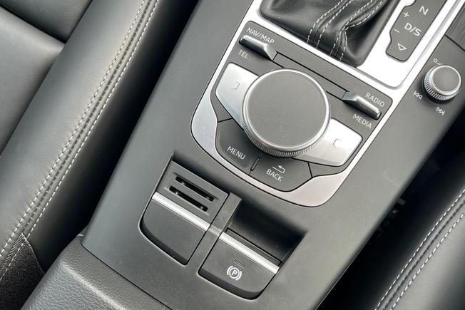 AUDI S3 Photo 30