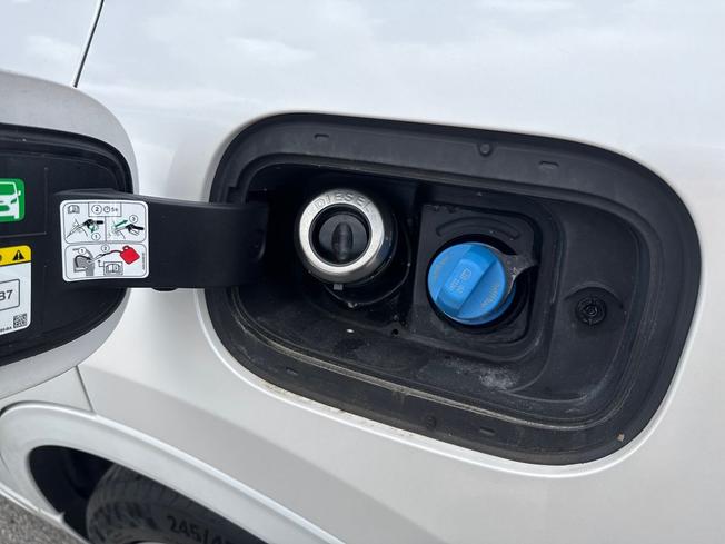 FORD Kuga Photo 49