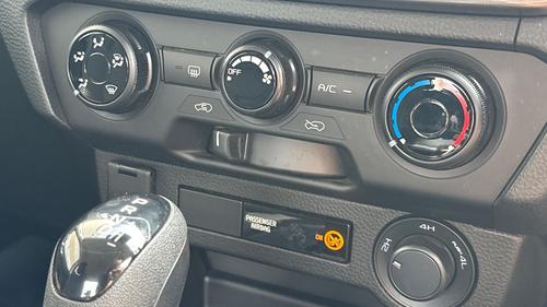 Isuzu D-Max Photo autoimg-a65b7894c52915a11ba35147c9b24cb048ef104b.jpg
