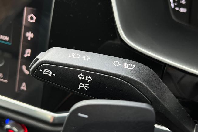 AUDI Q3 Photo 39